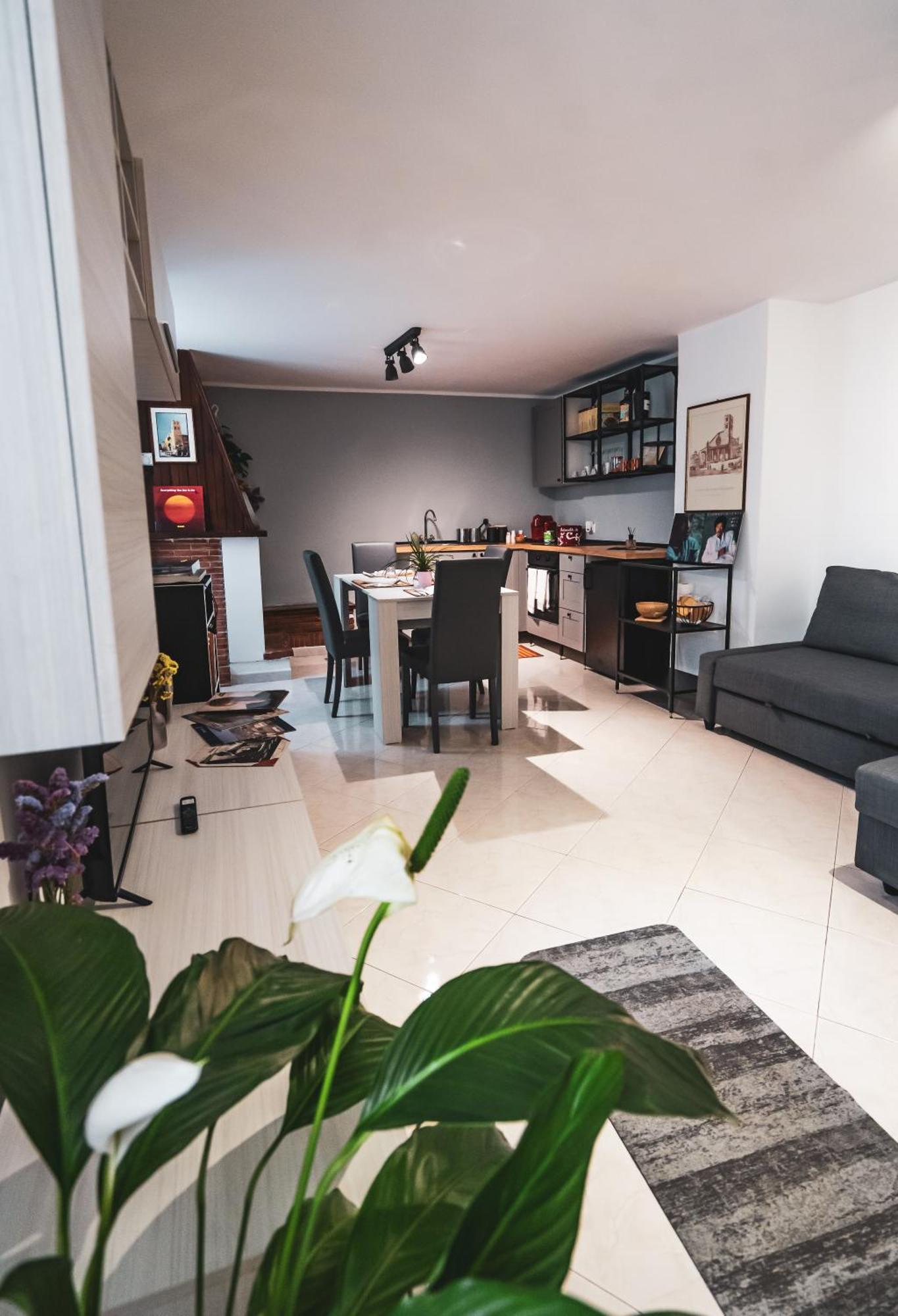 Casina Carina - Intero Appartamento Indipendente Alatri Dış mekan fotoğraf